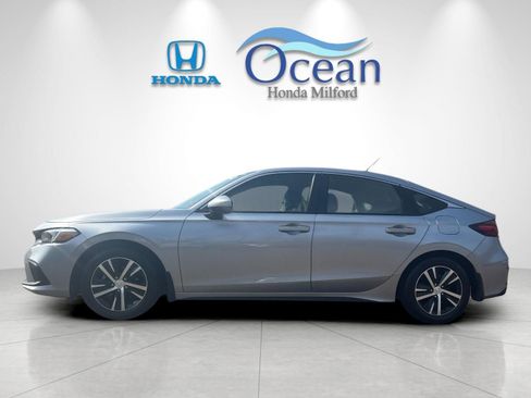 Used 2023 Honda Civic LX image 6