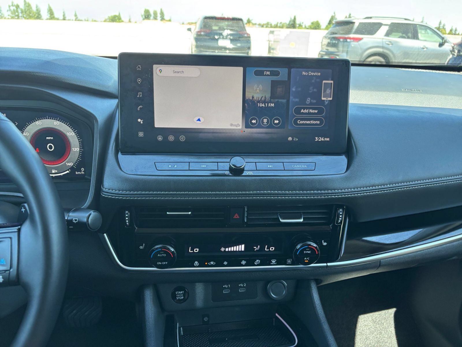 Used 2026 Nissan Rogue SL FWD image 16
