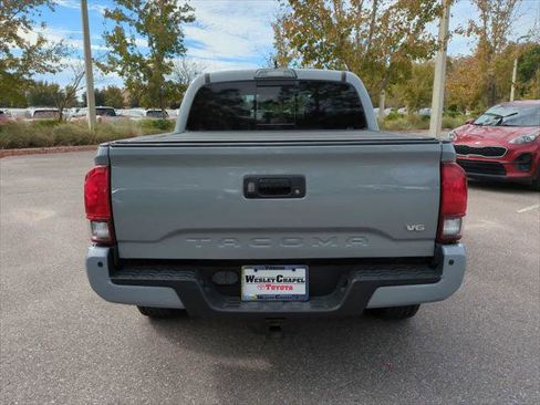 Certified 2019 Toyota Tacoma TRD Sport image 5