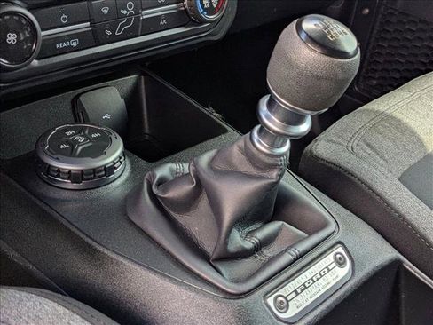 Used 2021 Ford Bronco 2-Door image 11