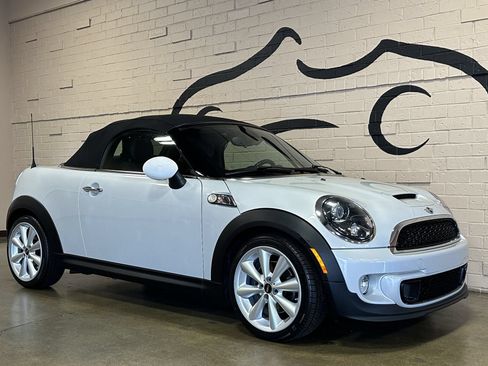 Used 2013 MINI Cooper Roadster S FWD image 2