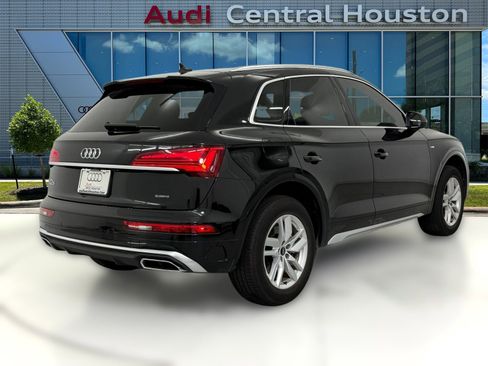 Certified 2023 Audi Q5 2.0T Premium w/ Convenience Package image 9
