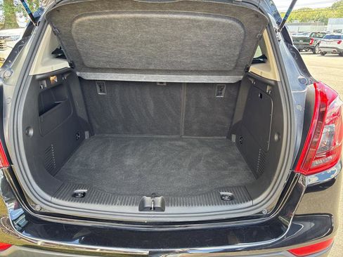 Used 2020 Buick Encore Preferred w/ Safety Package image 6