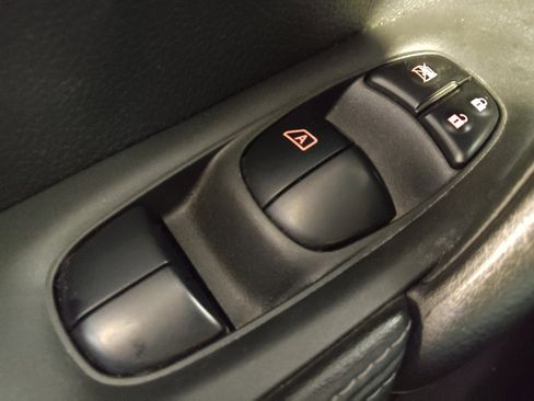 Used 2019 Nissan Rogue Sport SV w/ Technology Package FWD image 27