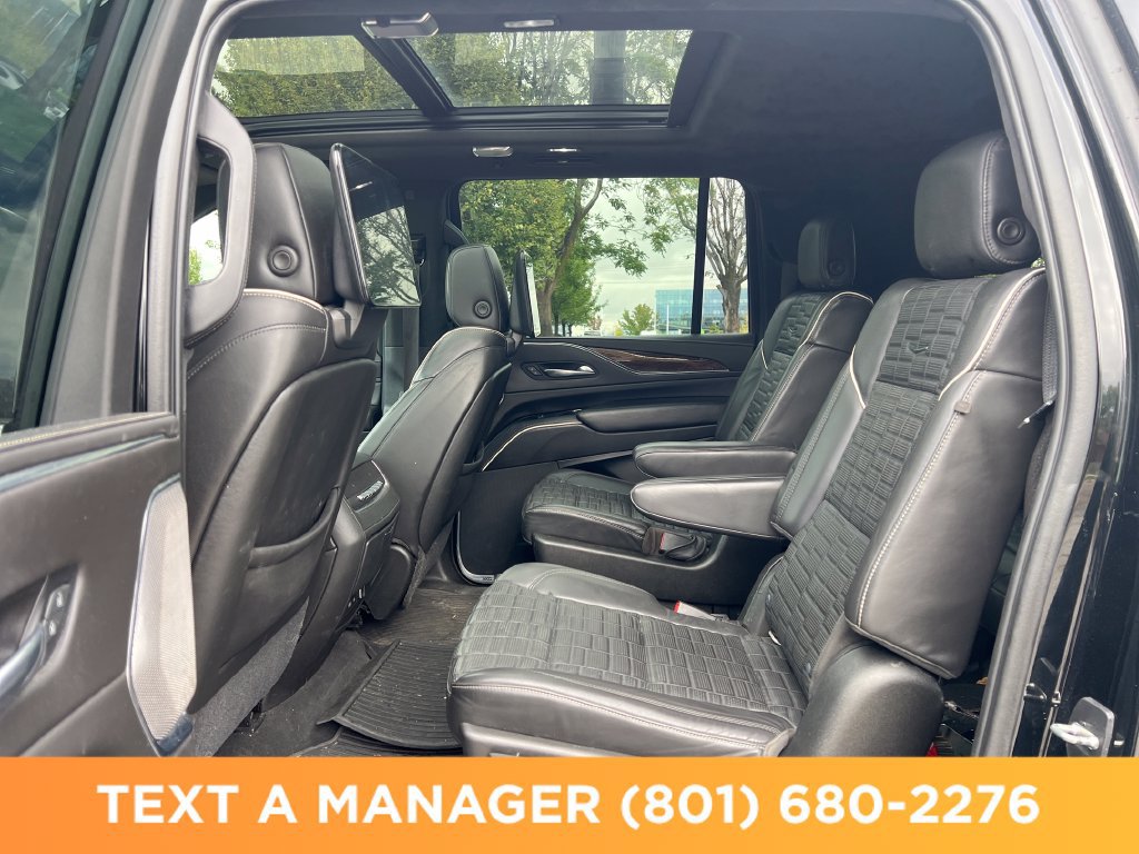 Used 2021 Cadillac Escalade ESV Premium Luxury Platinum AWD/4WD image 14