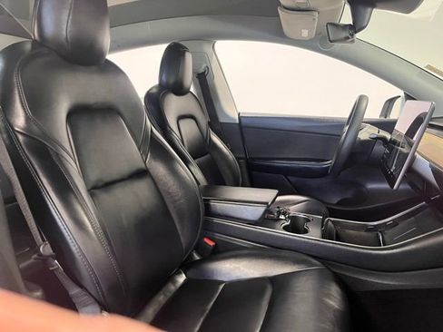 Used 2021 Tesla Model Y 2WD image 10