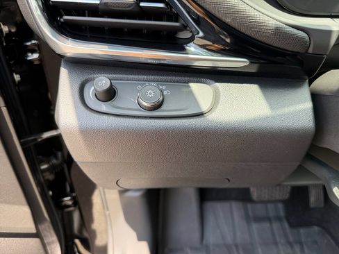 Used 2024 Buick Envista Avenir FWD image 25