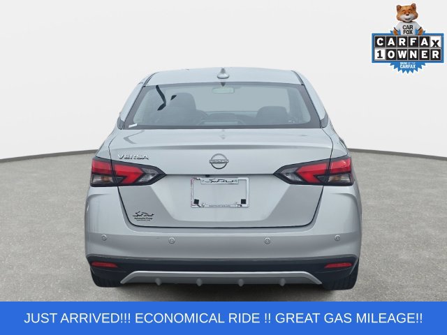 Used 2025 Nissan Versa SV FWD image 6