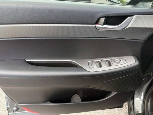 Used 2024 Hyundai Palisade SEL FWD image 7