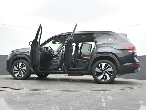 Used 2024 Volkswagen Atlas SE AWD/4WD image 74