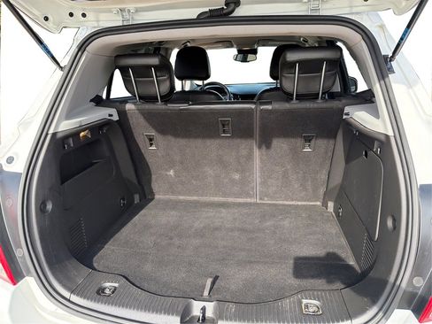 Used 2022 Chevrolet Trax LT w/ Sport Edition image 13