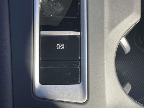 New 2026 Volkswagen Atlas SE AWD/4WD image 28