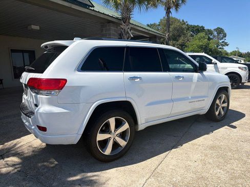 Used 2016 Jeep Grand Cherokee Overland w/ Advanced Technology Group RWD image 4