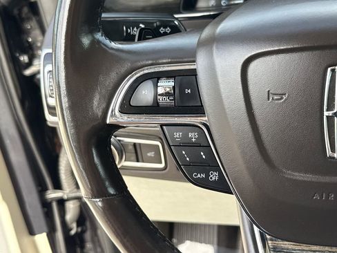 Used 2020 Lincoln Navigator L Black Label w/ Cargo Convenience Package AWD/4WD image 16