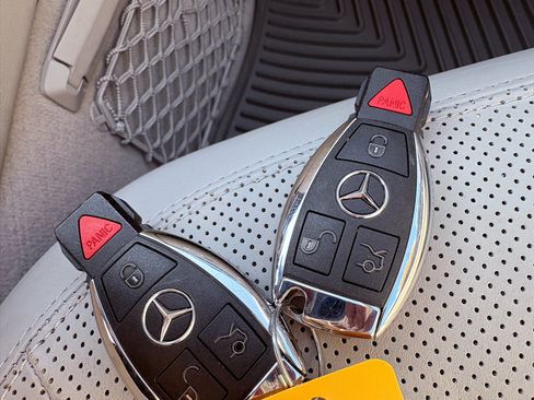 Used 2012 Mercedes-Benz CLS 550 CLS550 image 44