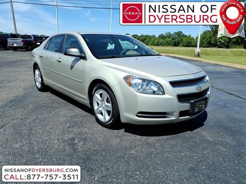 Used 2009 Chevrolet Malibu LS FWD image 1