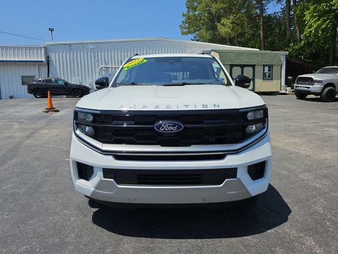 Used 2025 Ford Expedition Max Platinum AWD/4WD image 8