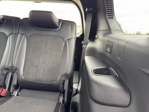New 2026 Jeep Grand Cherokee L 4WD image 32