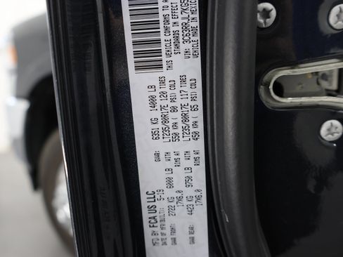 Used 2019 RAM 3500 Laramie AWD/4WD image 67