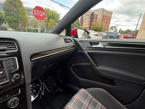Used 2016 Volkswagen GTI S FWD image 28