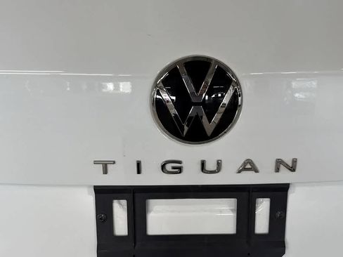 Used 2024 Volkswagen Tiguan S FWD image 11