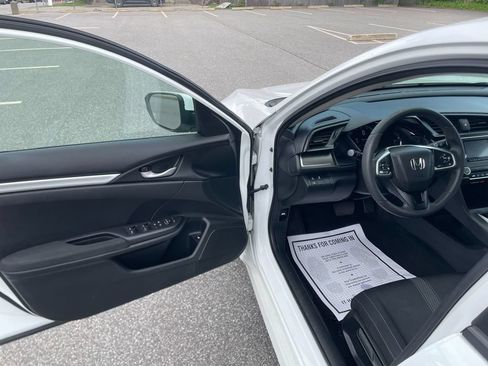 Used 2019 Honda Civic LX image 10