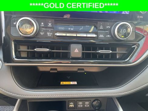 Certified 2024 Toyota Highlander XLE AWD/4WD image 25