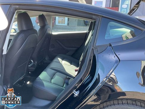 Used 2023 Tesla Model 3 Standard Range image 7