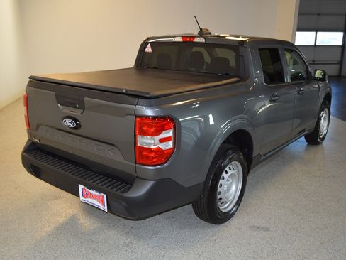 Used 2025 Ford Maverick XL w/ Equipment Group 102A image 3