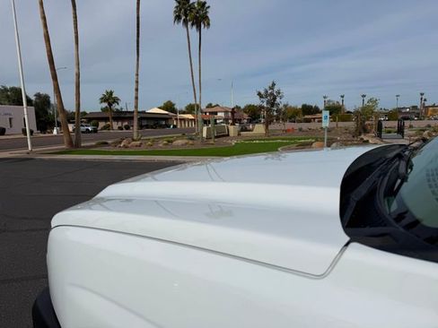 Used 2005 Chevrolet Silverado 2500 LT w/ Heavy-Duty Power Package image 5