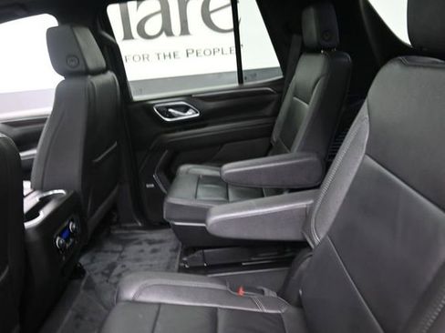 Used 2024 Chevrolet Tahoe Z71 w/ Z71 Off-Road Package AWD/4WD image 23