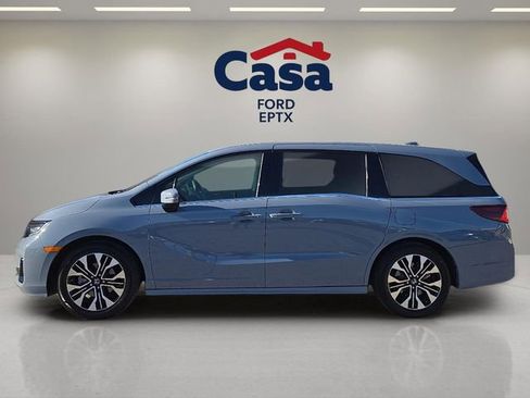 Used 2025 Honda Odyssey Elite image 5