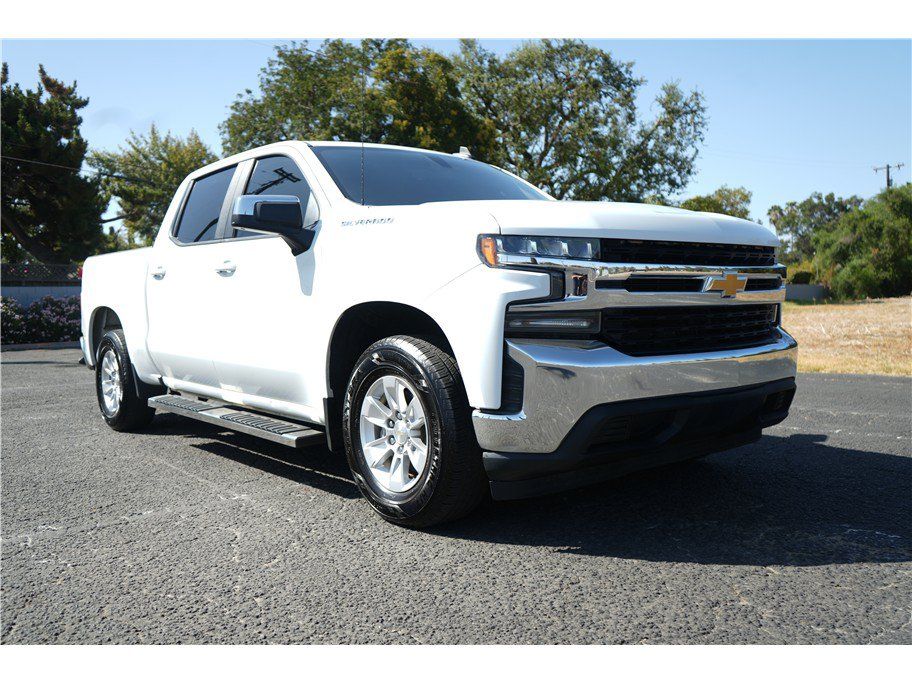 Used 2020 Chevrolet Silverado 1500 LT RWD image 1