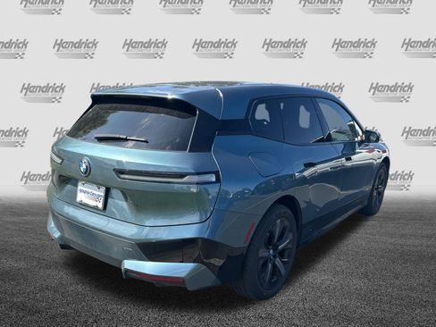 Used 2024 BMW iX xDrive50 w/ Premium Package AWD/4WD image 10