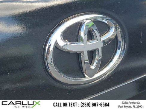 Used 2009 Toyota Corolla 4dr Sdn Auto (Natl) image 11