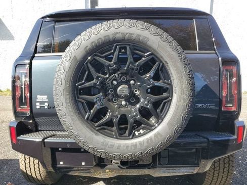 New 2026 GMC Hummer EV SUV AWD/4WD image 10