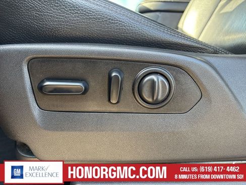 Used 2019 GMC Sierra 1500 Denali w/ Denali Ultimate Package image 8