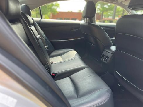 Used 2011 Lexus ES 350 FWD image 25
