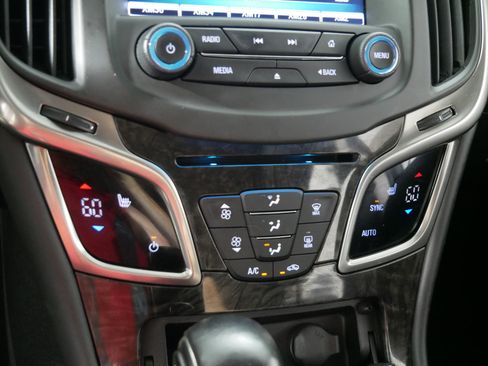 Used 2014 Buick LaCrosse Leather FWD image 23