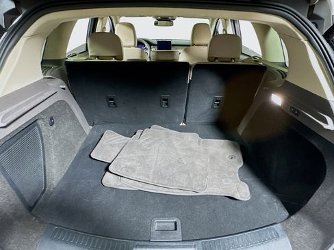 Used 2022 Lincoln Corsair AWD w/ Equipment Group 101A image 25