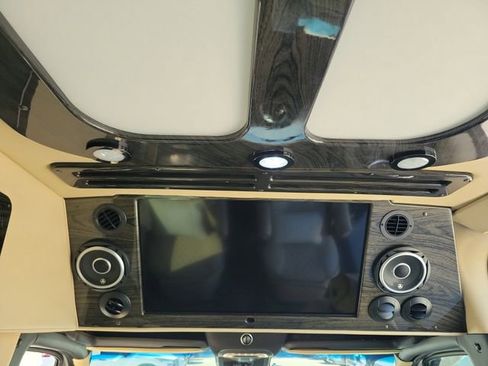 Used 2021 Mercedes-Benz Sprinter 144 Cargo image 16