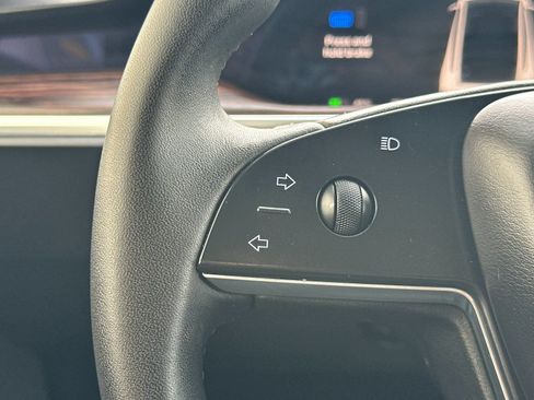 Used 2024 Tesla Model X AWD/4WD image 27