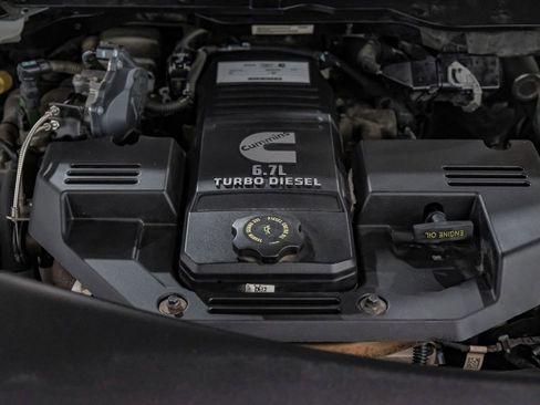 Used 2020 RAM 3500 Laramie image 60