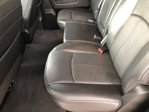 Used 2017 RAM 1500 Laramie w/ Convenience Group AWD/4WD image 11