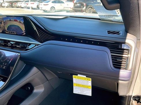 New 2026 INFINITI QX80 SPORT image 19