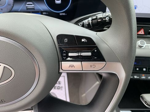 Used 2024 Hyundai Elantra SEL FWD image 19