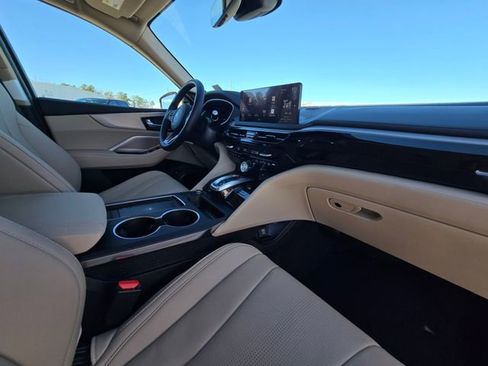 Used 2025 Acura MDX w/ Technology Package image 21