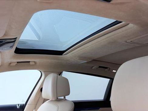 Used 2020 BMW 740i w/ Cold Weather Package RWD image 34