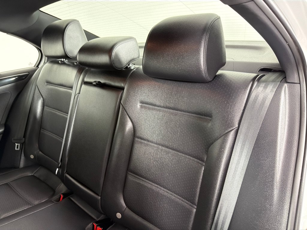 Used 2018 Volkswagen Jetta Sport FWD image 18