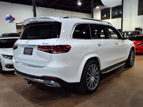 Used 2023 Mercedes-Benz GLS 580 4MATIC image 6